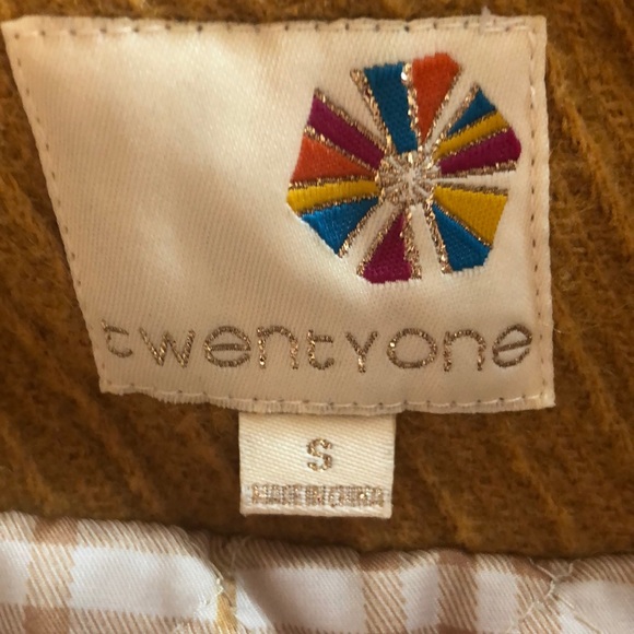 Mustard mid sleeve toggle coat - Picture 4 of 4